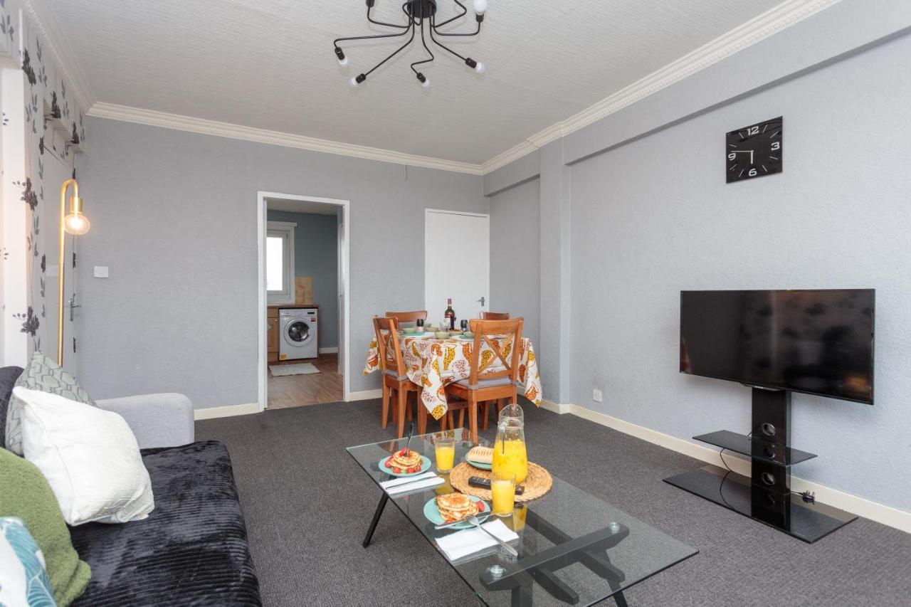 Spacious 3Db -15 Minutes From City Centre 에든버러 외부 사진